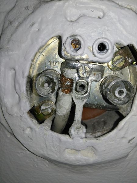 intérieur prise murale.jpg